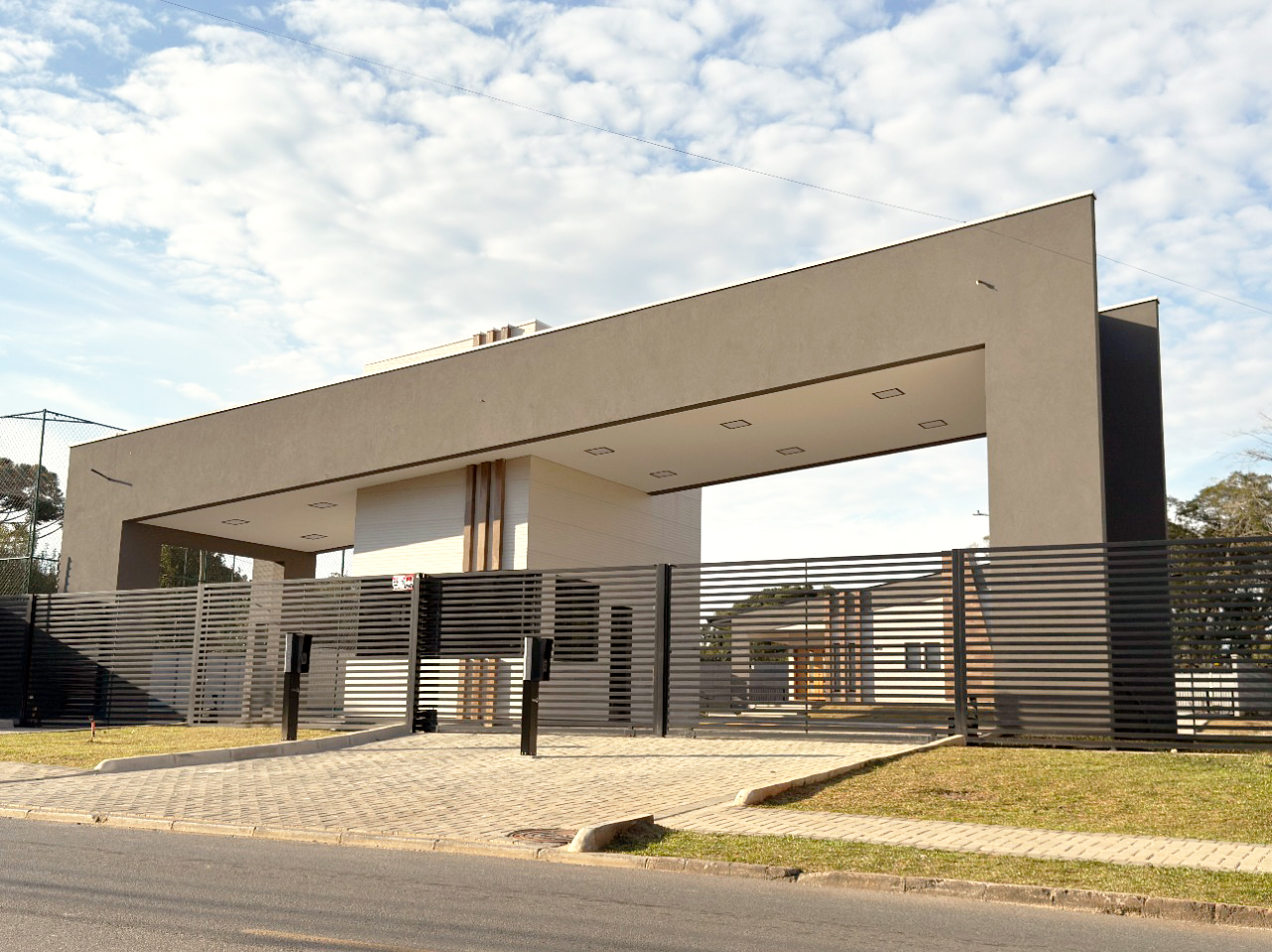 Portaria com controle de acesso do Casa Volpi Residencial Premium